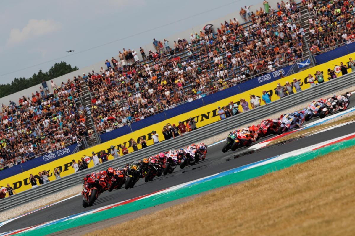 100 Jaar Tt Circuit Assen 2025 Glamping Incl Stroom Ngoại thất bức ảnh
